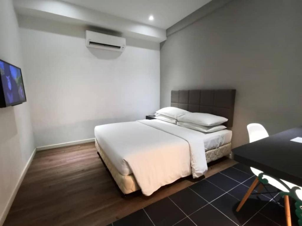 The Ardens Hotel - Austin Johor Bahru Exterior photo