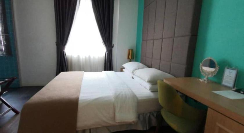 The Ardens Hotel - Austin Johor Bahru Exterior photo