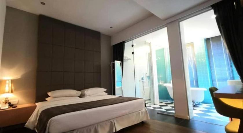 The Ardens Hotel - Austin Johor Bahru Exterior photo