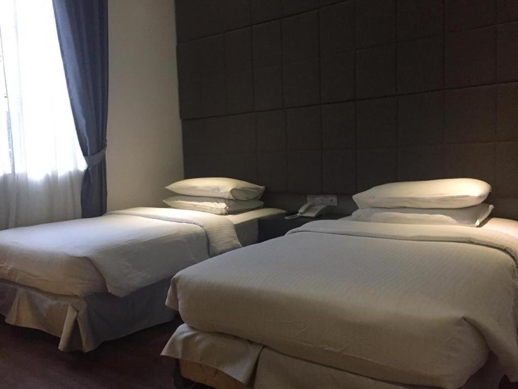 The Ardens Hotel - Austin Johor Bahru Exterior photo